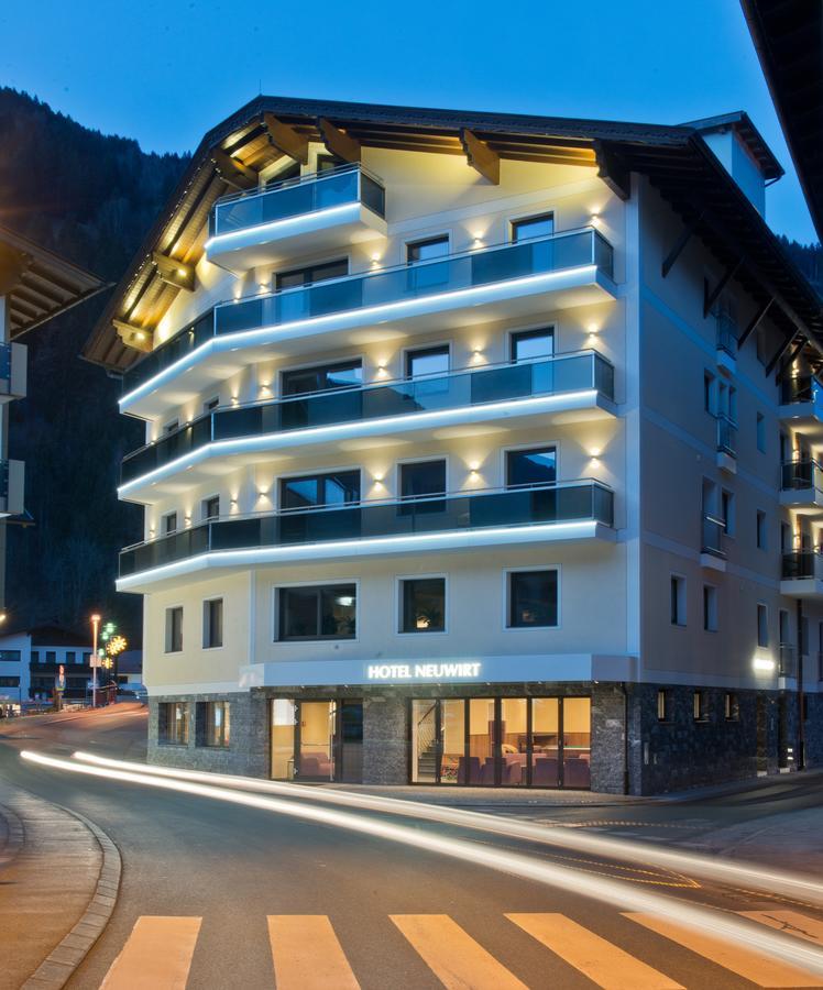 Hotel Neuwirt Цель-ам-Циллер Экстерьер фото